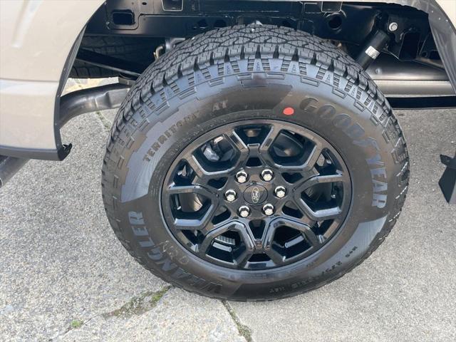 new 2025 Ford F-150 car, priced at $51,724