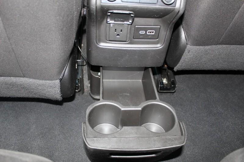 used 2023 GMC Acadia car, priced at $30,998