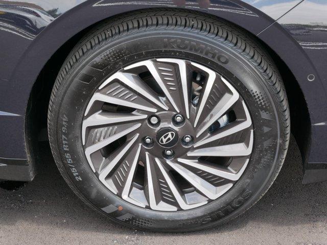 used 2025 Hyundai Sonata Hybrid car, priced at $35,990