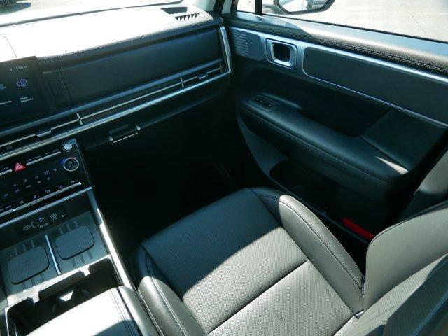 used 2025 Hyundai Santa Fe car, priced at $37,999