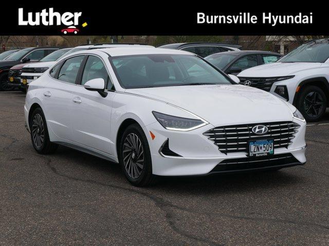 used 2023 Hyundai Sonata Hybrid car, priced at $25,990