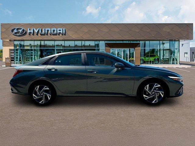 new 2025 Hyundai Elantra car, priced at $26,322