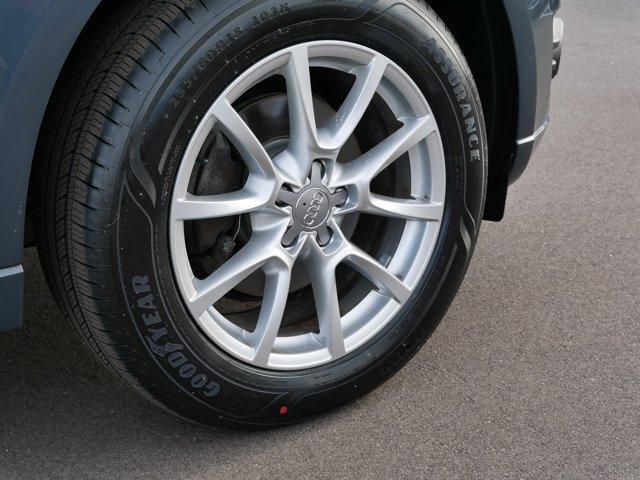 used 2011 Audi Q5 car, priced at $9,490