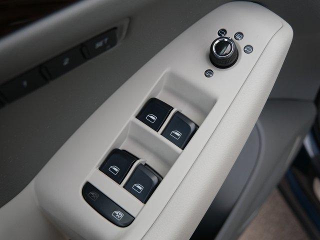 used 2011 Audi Q5 car, priced at $9,490