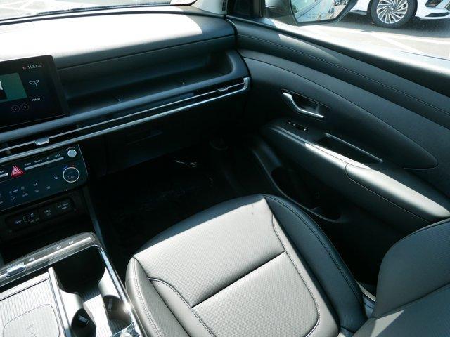 used 2025 Hyundai TUCSON Hybrid car, priced at $31,990