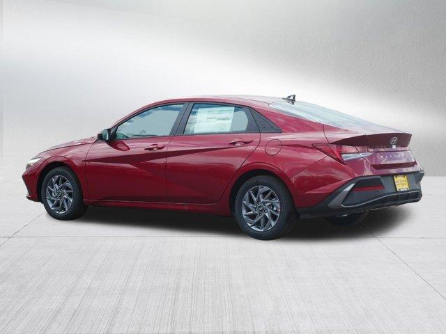 new 2024 Hyundai Elantra HEV car, priced at $26,485