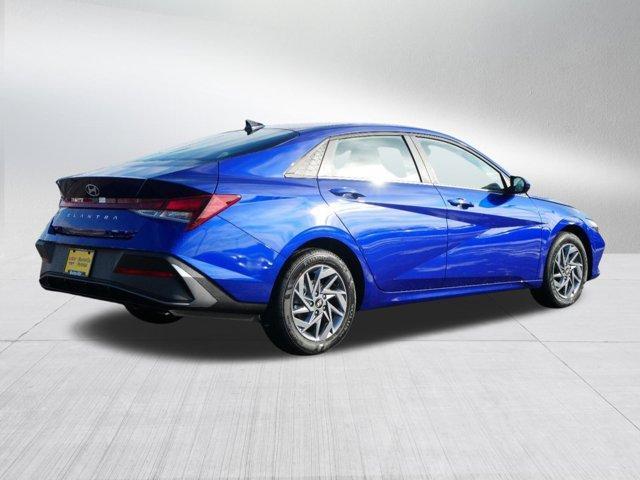 new 2024 Hyundai Elantra car, priced at $27,310