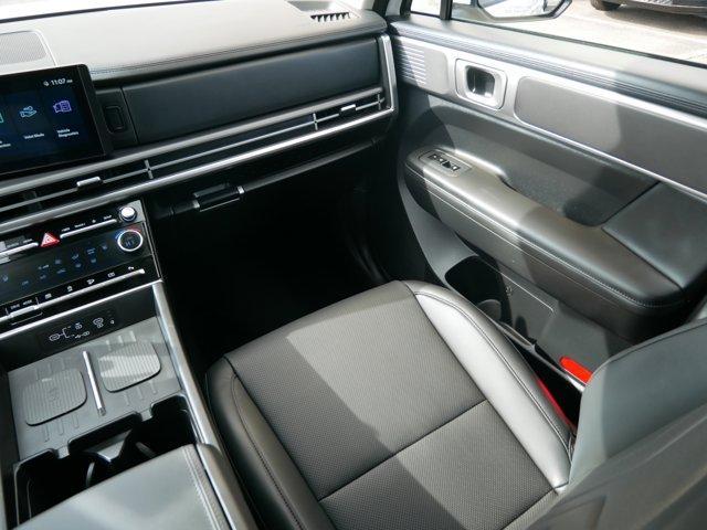 used 2025 Hyundai Santa Fe car, priced at $37,990