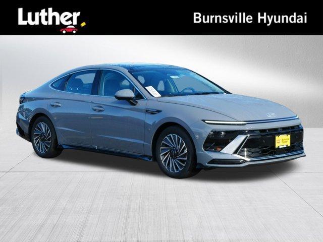 new 2024 Hyundai Sonata Hybrid car, priced at $34,998