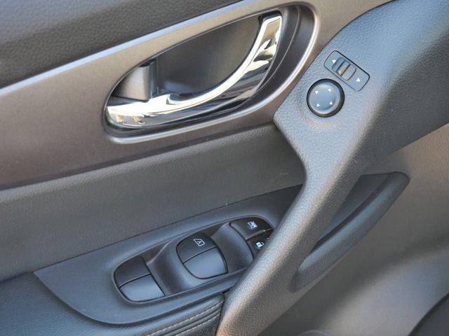 used 2016 Nissan Rogue car, priced at $10,990