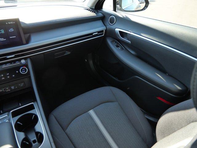 used 2025 Hyundai Sonata Hybrid car, priced at $30,990