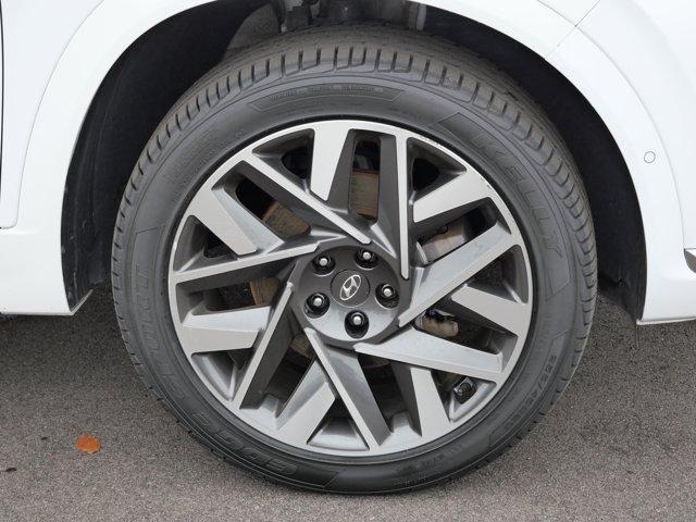 used 2023 Hyundai Santa Fe car, priced at $28,990