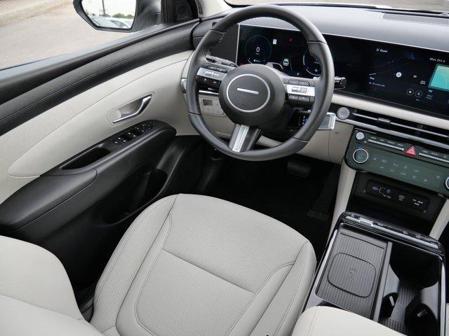 used 2025 Hyundai TUCSON Hybrid car, priced at $35,990
