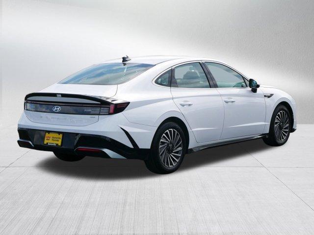 used 2025 Hyundai Sonata Hybrid car, priced at $28,990