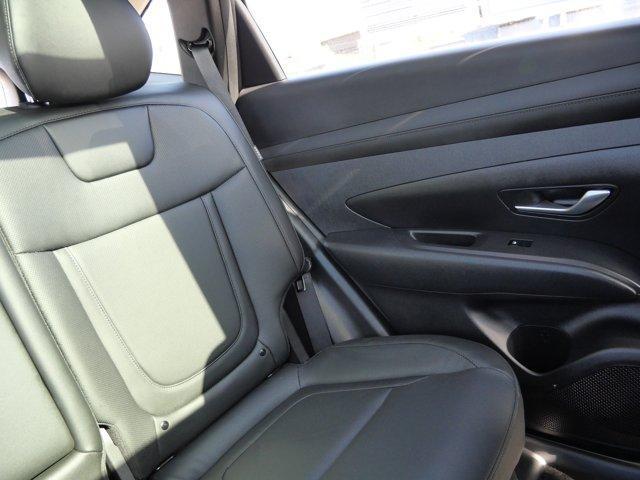 used 2025 Hyundai TUCSON Hybrid car, priced at $31,990