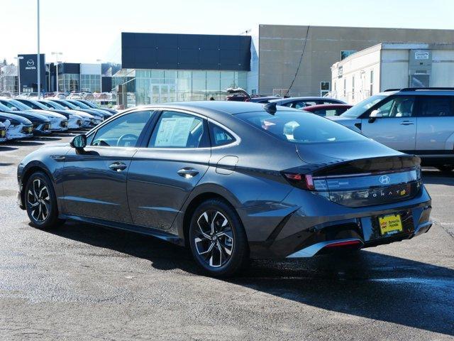 used 2025 Hyundai Sonata car, priced at $27,999