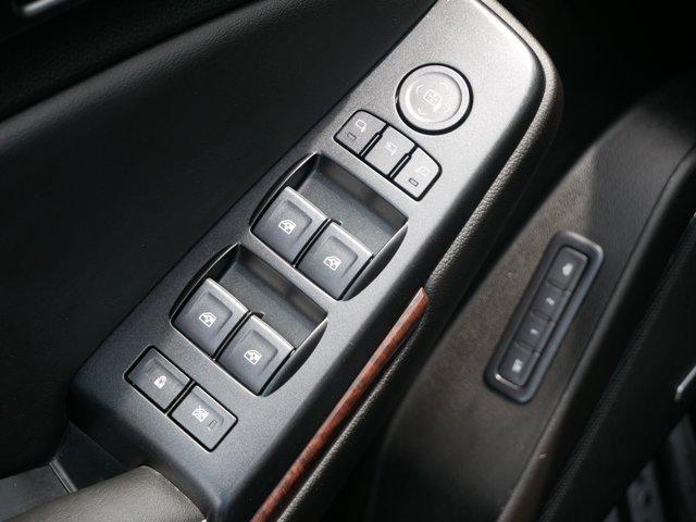 used 2019 GMC Yukon car, priced at $32,990