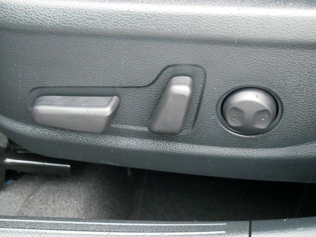 used 2025 Kia Seltos car, priced at $24,990
