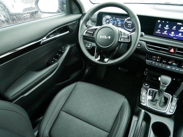 used 2025 Kia Seltos car, priced at $24,990
