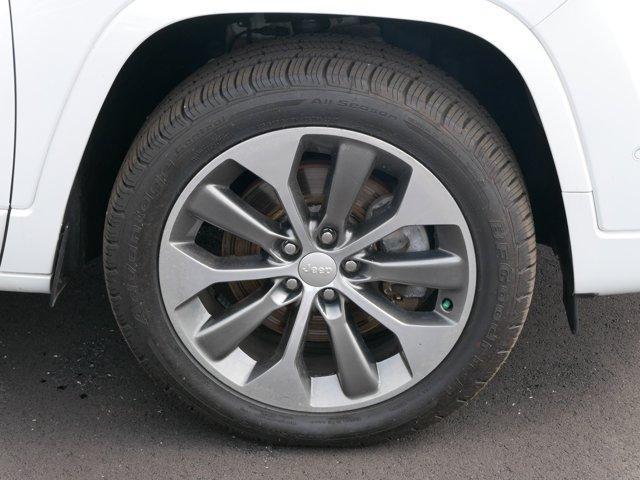 used 2019 Jeep Cherokee car, priced at $22,990