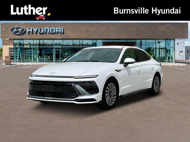 new 2025 Hyundai Sonata Hybrid car, priced at $29,405