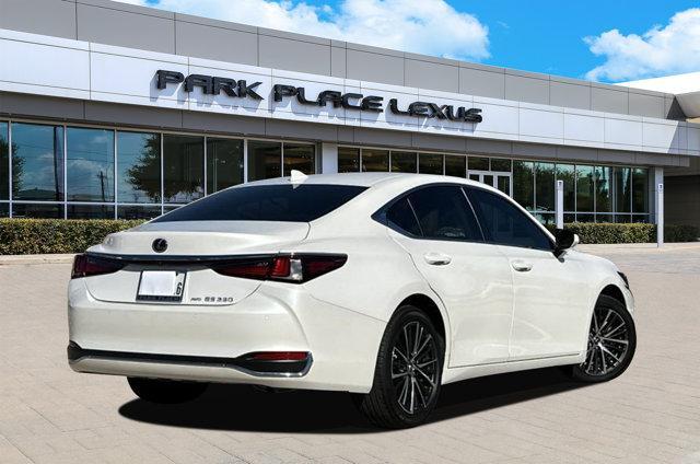 used 2024 Lexus ES 250 car, priced at $40,975