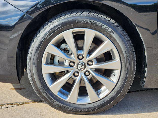 used 2016 Toyota Camry Hybrid car, priced at $14,988