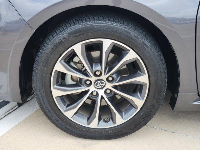 used 2018 Toyota Avalon car, priced at $26,988
