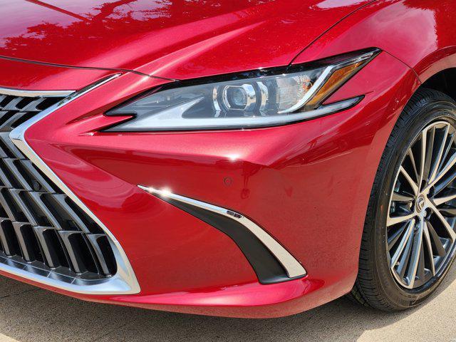 new 2025 Lexus ES 350 car, priced at $50,719