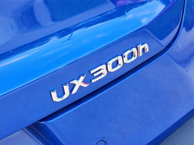 new 2025 Lexus UX 300h car, priced at $42,474