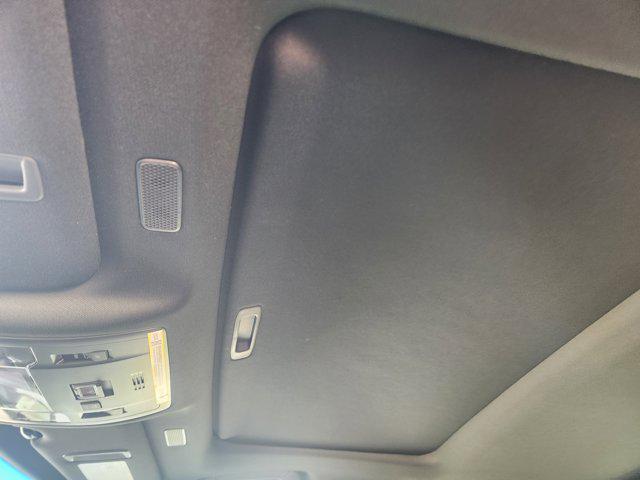 new 2025 Lexus ES 300h car, priced at $51,609