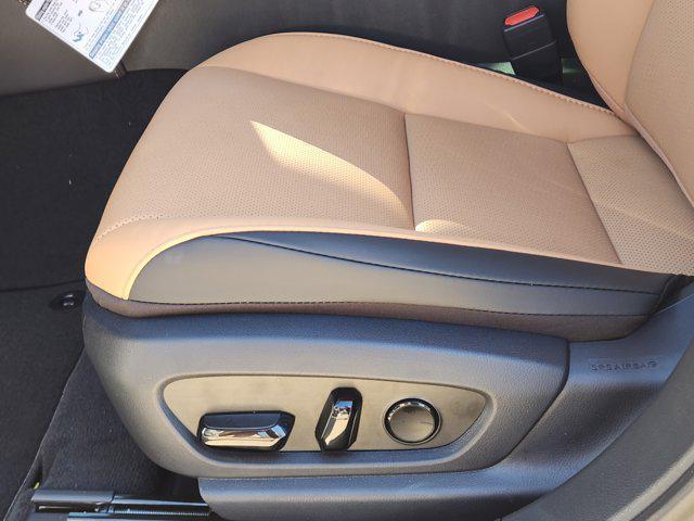 new 2025 Lexus ES 350 car, priced at $48,030