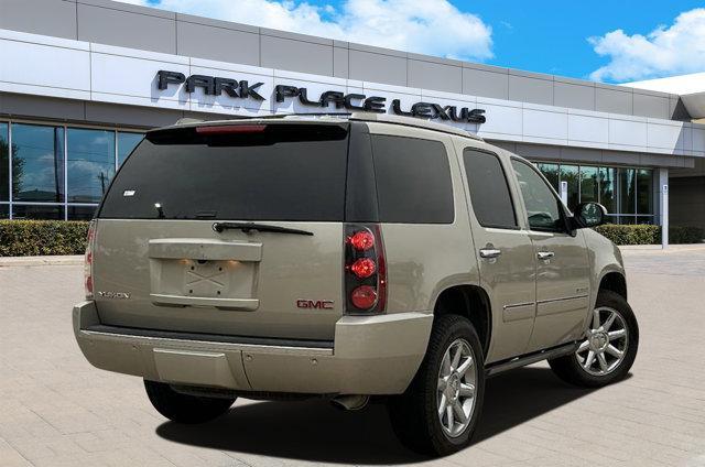 used 2013 GMC Yukon car, priced at $22,127