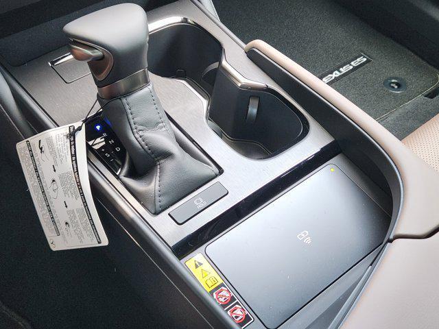 new 2025 Lexus ES 350 car, priced at $50,489