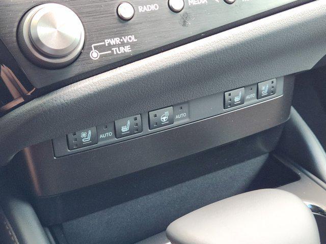 new 2025 Lexus ES 350 car, priced at $50,489