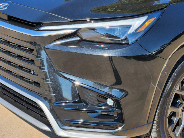 new 2026 Lexus TX 500h car, priced at $87,158