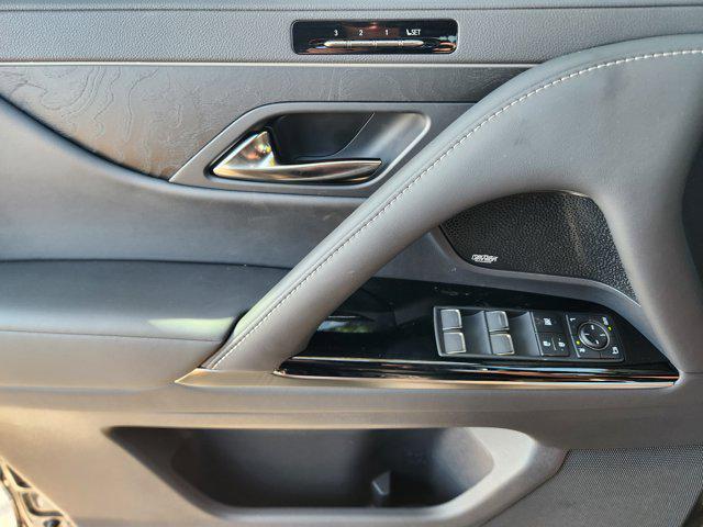 new 2025 Lexus LX 600 car, priced at $120,518