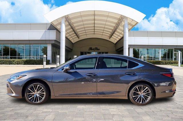 new 2025 Lexus ES 350 car, priced at $50,489