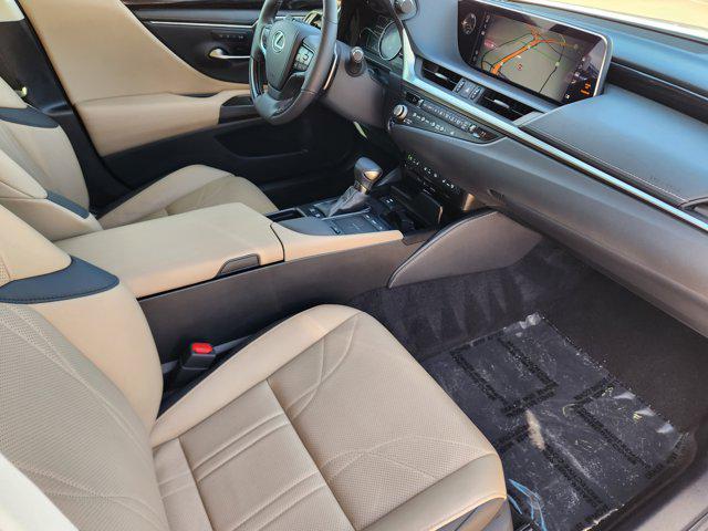 used 2021 Lexus ES 300h car, priced at $37,975