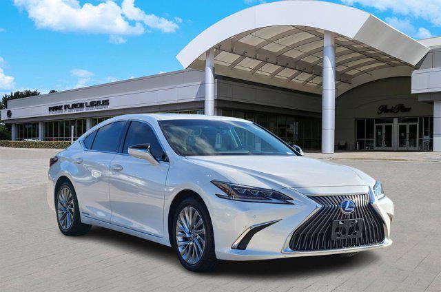 used 2021 Lexus ES 300h car, priced at $37,975