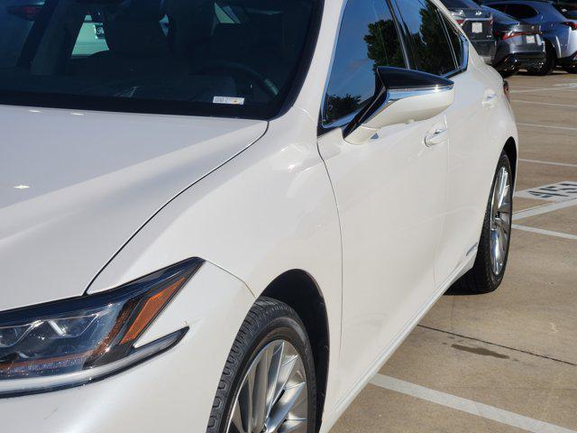 used 2021 Lexus ES 300h car, priced at $37,975