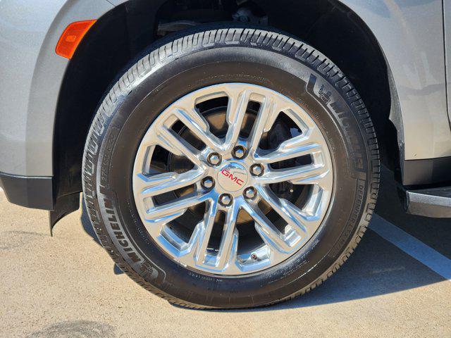 used 2023 GMC Yukon car, priced at $49,359