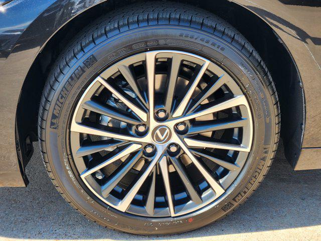 new 2025 Lexus ES 350 car, priced at $49,790