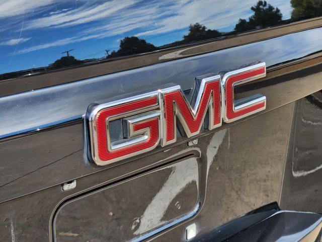 used 2016 GMC Yukon car, priced at $17,988