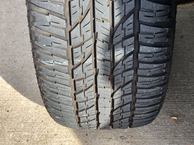 used 2016 GMC Yukon car, priced at $17,988