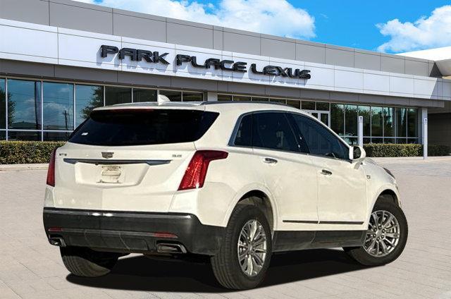 used 2017 Cadillac XT5 car, priced at $18,488