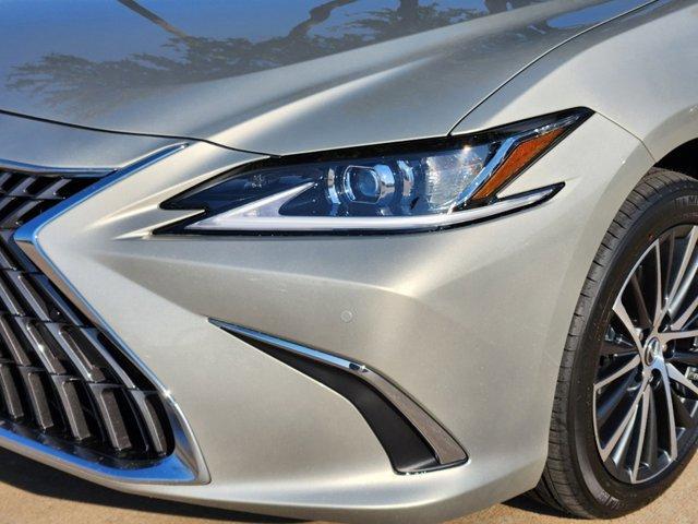 new 2025 Lexus ES 350 car, priced at $48,559