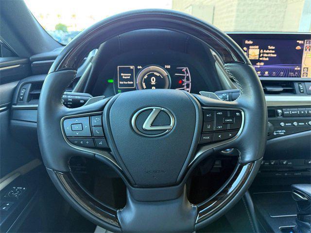 used 2020 Lexus ES 300h car, priced at $31,975