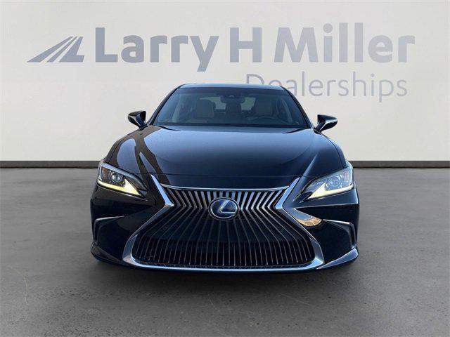 used 2020 Lexus ES 300h car, priced at $31,975