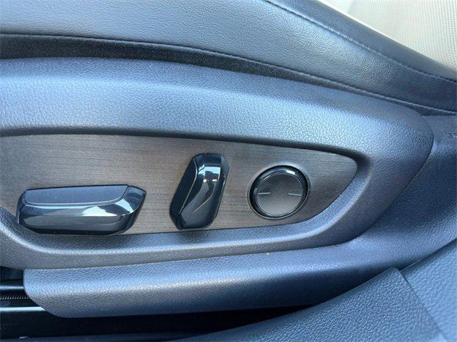 used 2020 Lexus ES 300h car, priced at $31,975